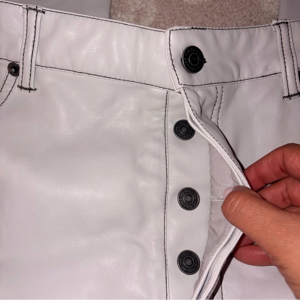 Free People The It Factor Vegan Leather Wide Leg Pants Off White Size 10 NWT - Picture 7 of 9